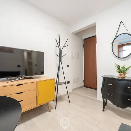 Carolina Apartment